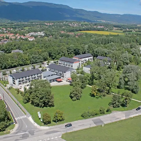 Apartment La Du Lac- 3 For 6 People